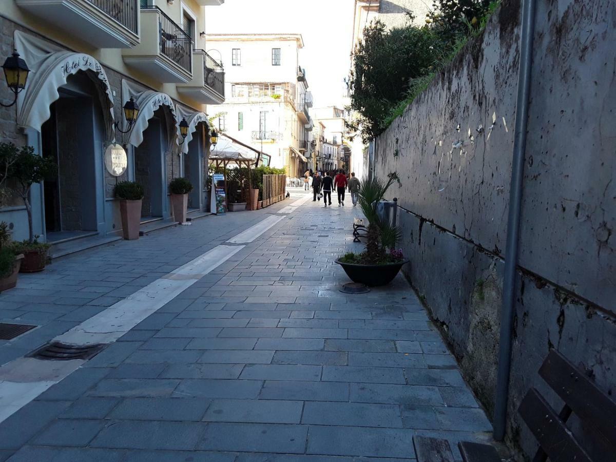 Apartamento La Casa Di Checco Santa Maria di Castellabate Exterior foto